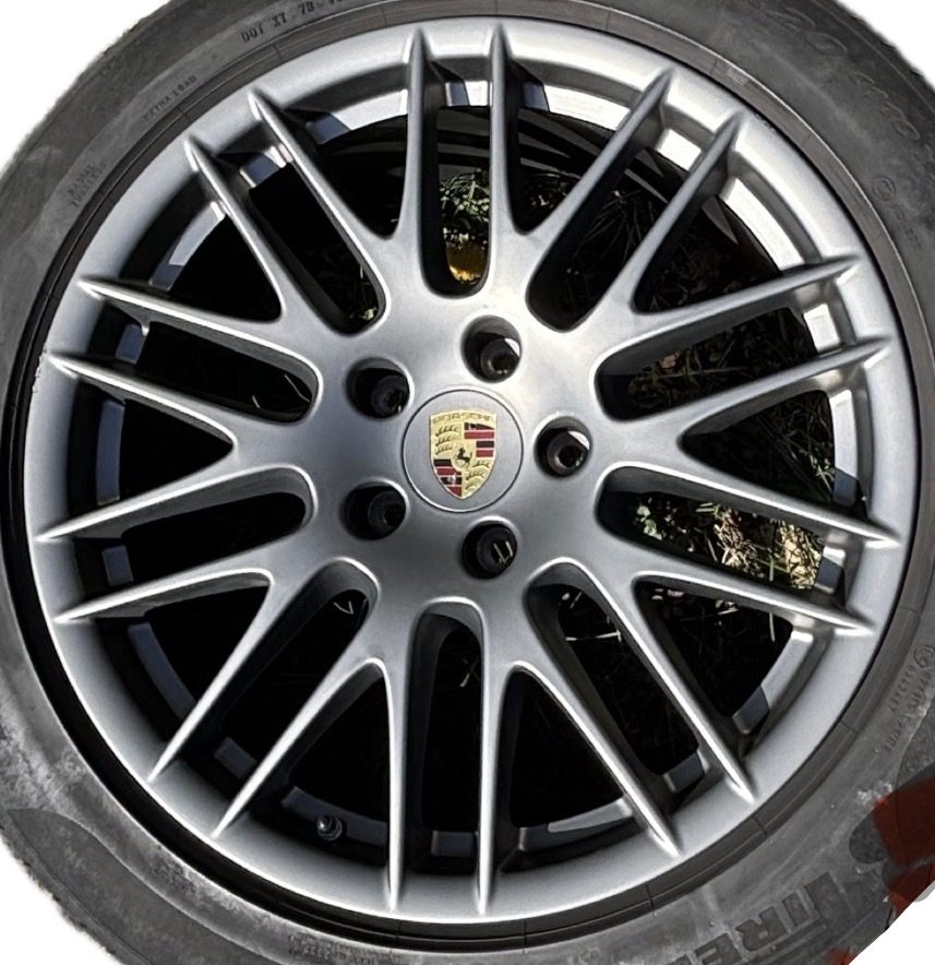 Porsche Alufelgen mit Reifen - Original Räder